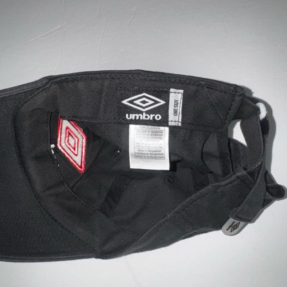 Umbro Hat I Emblem Logo I Adjustable I Size OSFM